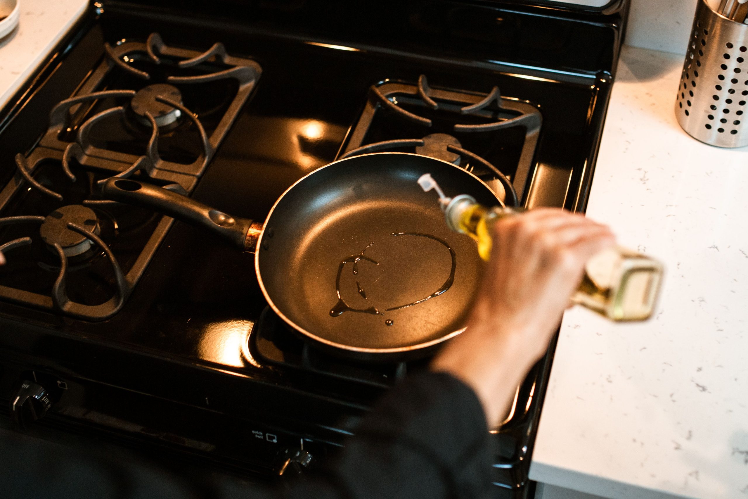 Cuisson à la poêle vue de dessus